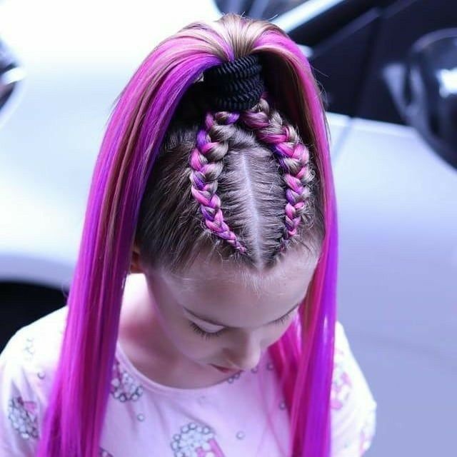 (1) Ponytail (2) Dutch